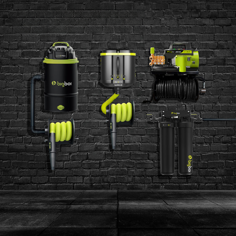 Bigboi ultimate garage pro option 2 on black brick background