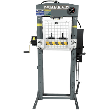 Borum BHSP30T hydraulic press on a white background