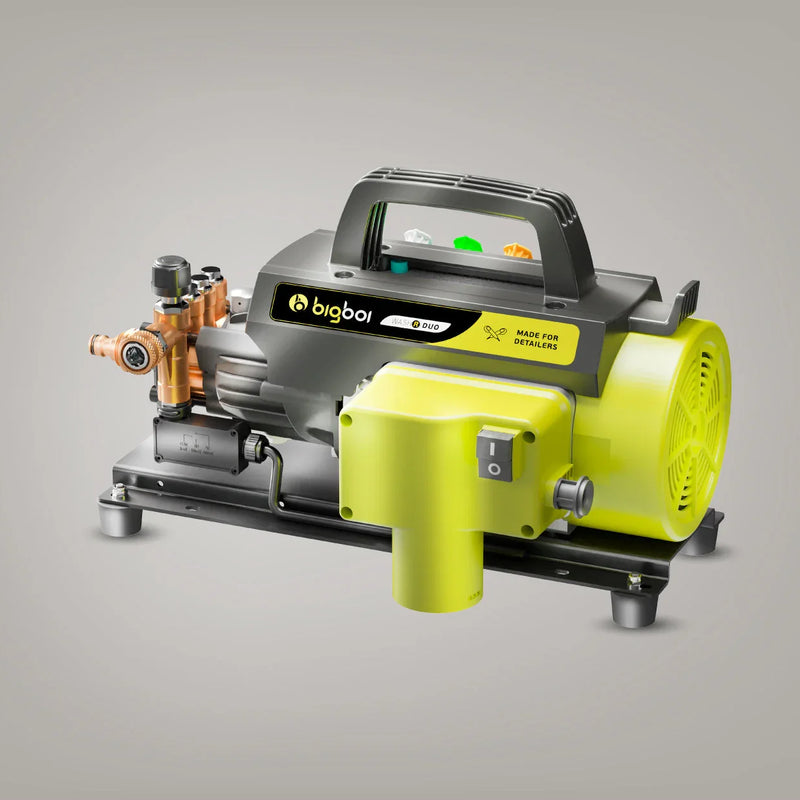 Front angle view of the Bigboi WashR Duo electric pressure washer