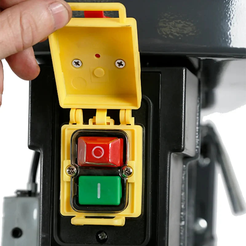 Borum CH30T ON-OFF switch with the dust cover open