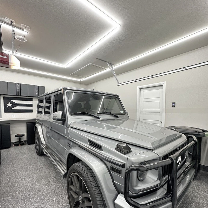 HEXA Meandros linear LED garage light