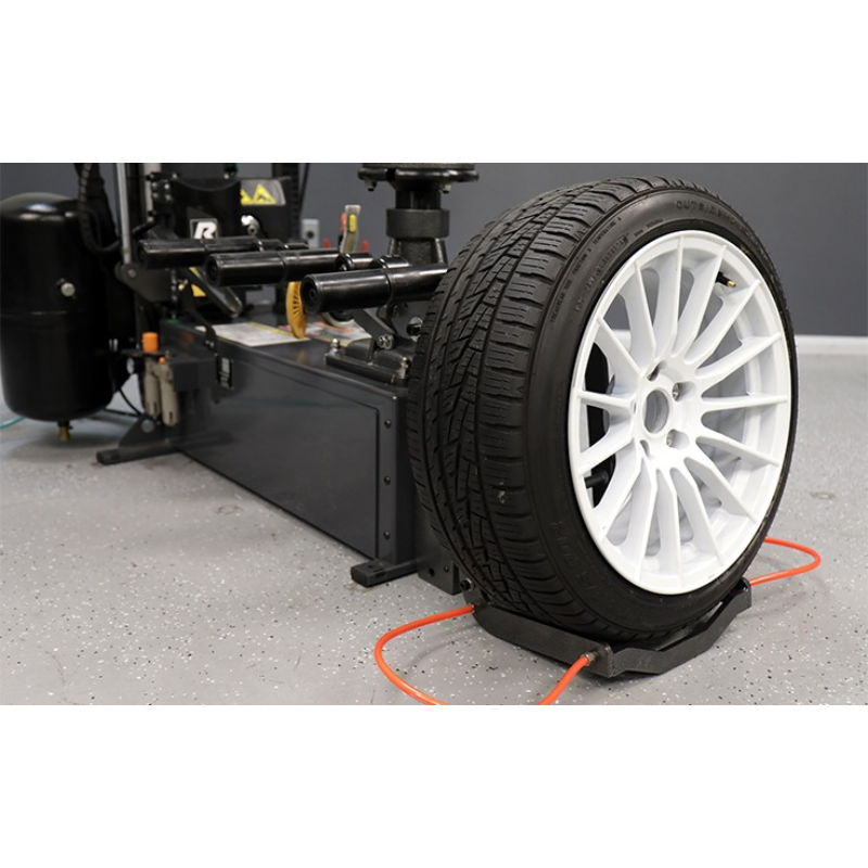 Ranger RV1 with white wheel